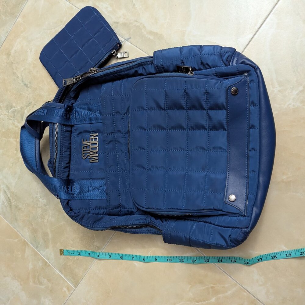 Steve Madden Quilted Backpack With Zipper Wristlet Pouch Blue-Like New - Picture 3 of 14
